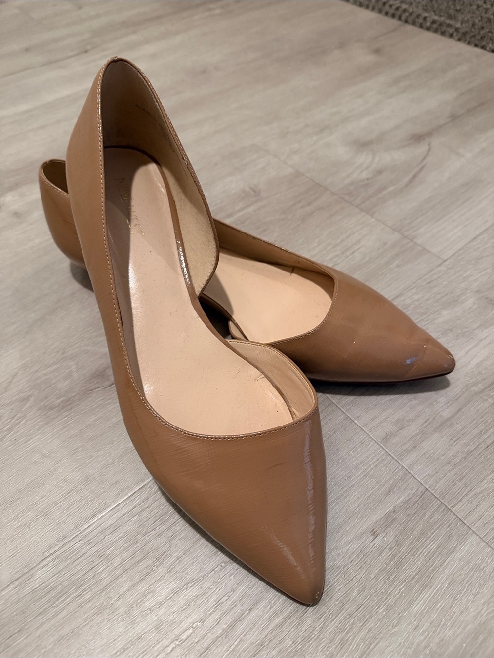 Nine West Pointed Toe Flats in Tan